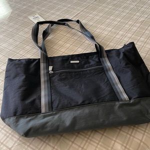 Baggallini tote